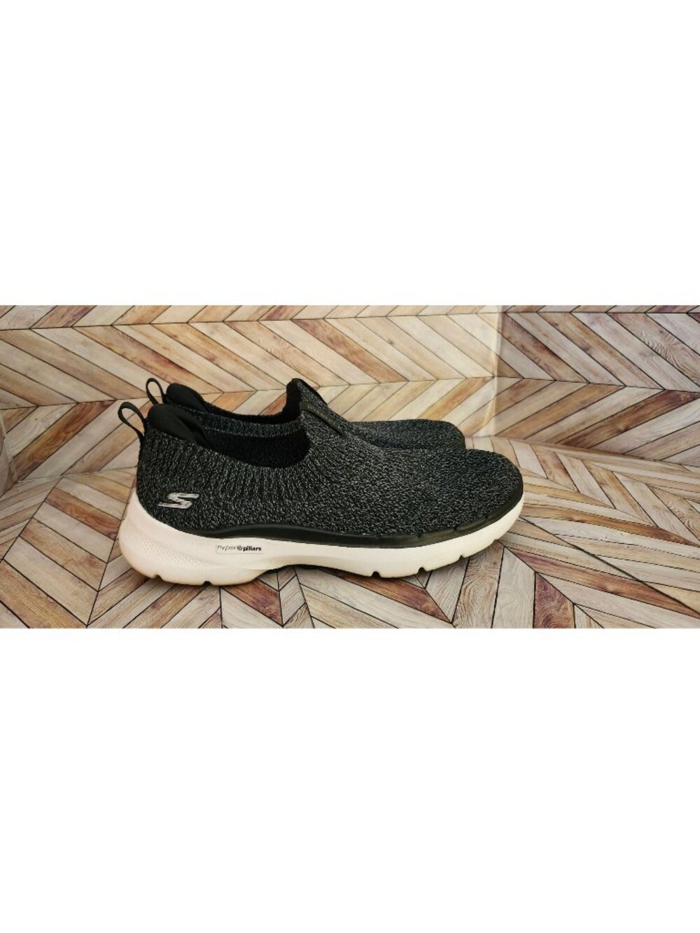 Women Skechers GoWalk Hyper Pillars Slip On Stretch Fit Black Size 7.5 37.5